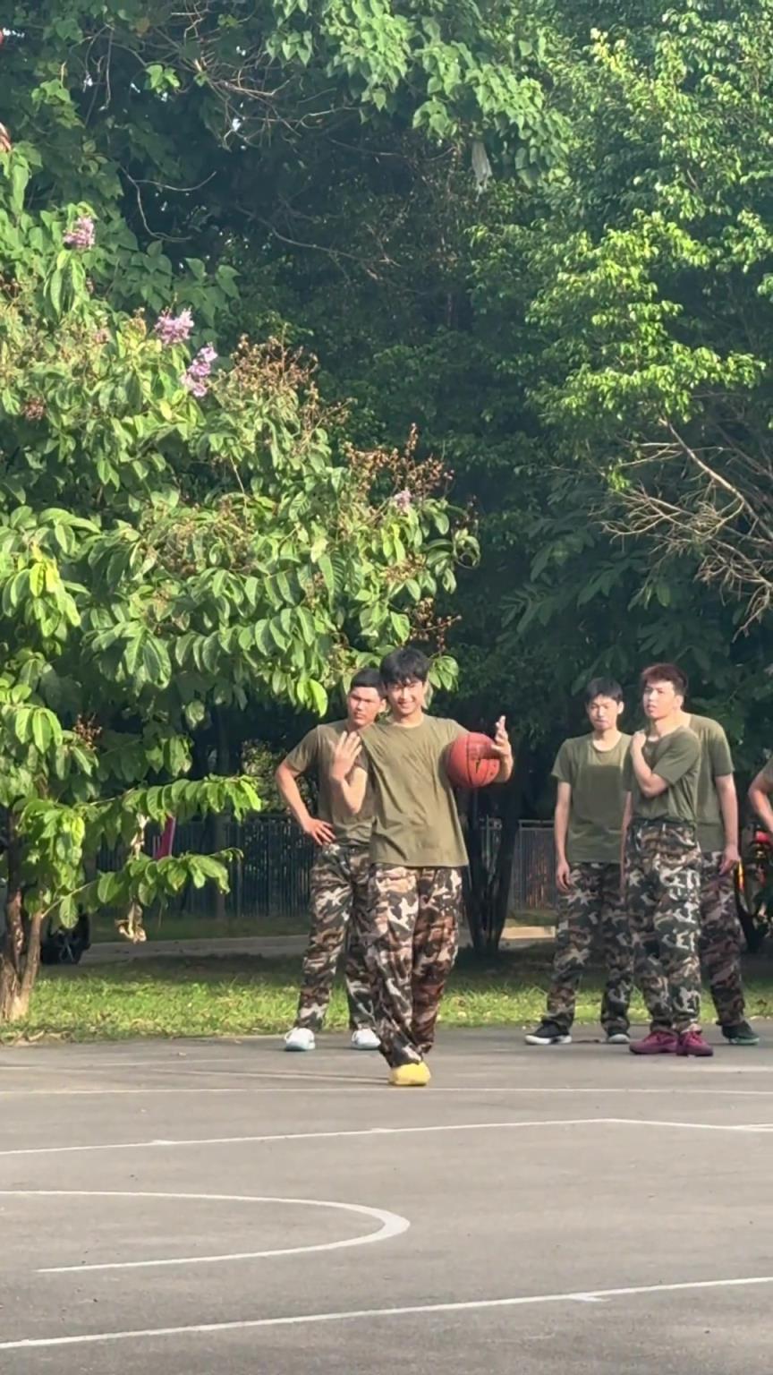 福師大大一扣籃王嗎？