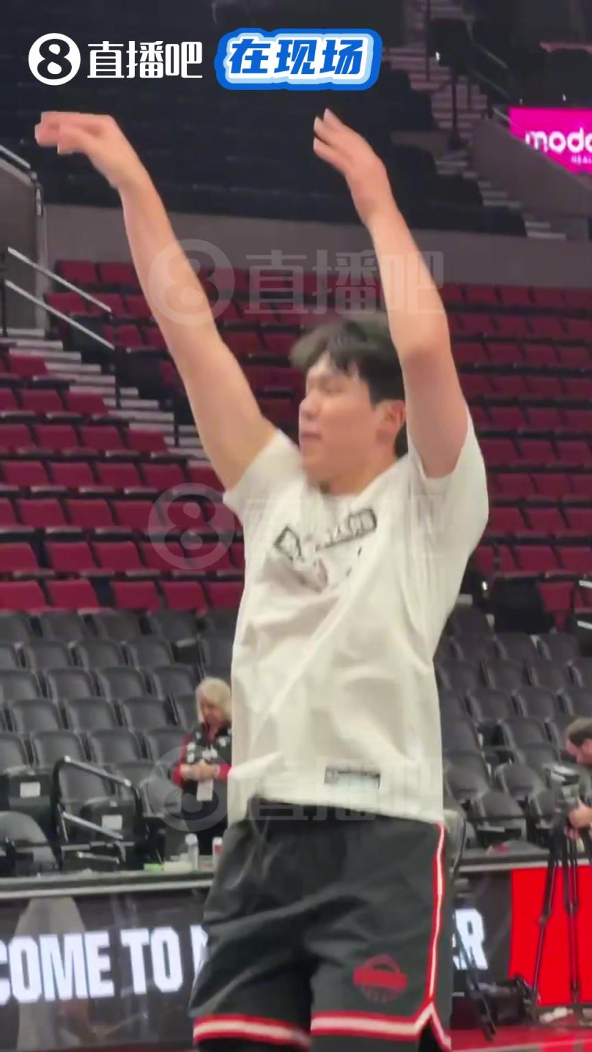 相當(dāng)努力！楊瀚森三分訓(xùn)練，練得不停連喘粗氣！