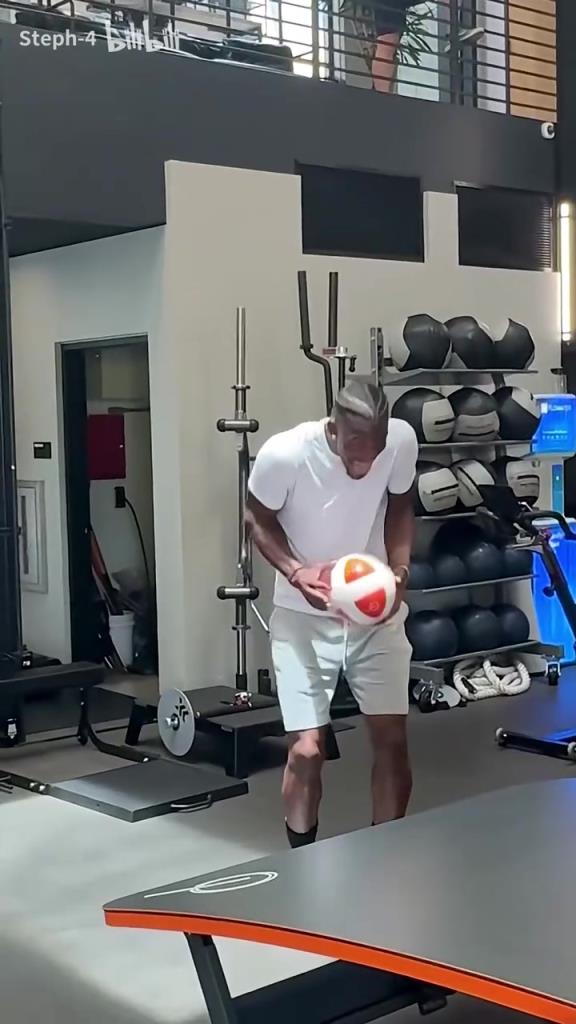 好兄弟!名场面:看内马尔送上空接助攻巴特勒“暴扣”! 好兄弟!名场面:看内马尔送上空接助攻巴特勒“暴扣”!