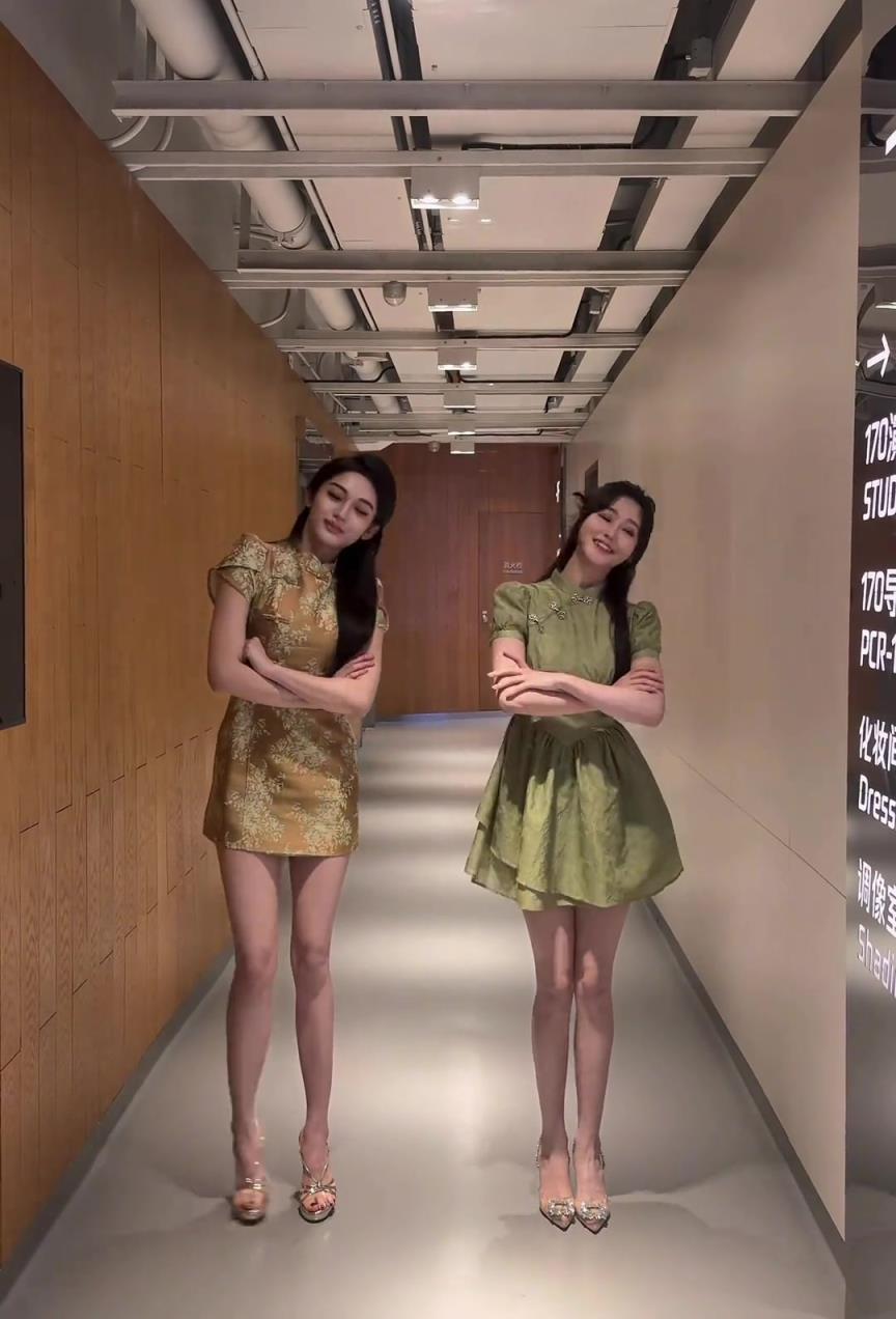 腿长到离谱!女主播婧雯晒热舞视频:✌️ 姐姐妹妹快乐加倍 腿长到离谱!女主播婧雯晒热舞视频:✌️ 姐姐妹妹快乐加倍