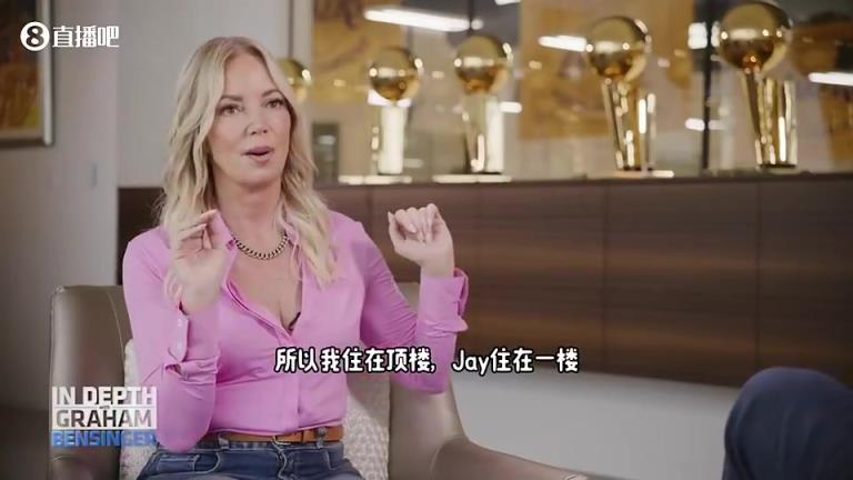 珍妮阿姨曾谈：我和老公是分开住的！这样彼此都有自己的私人空间