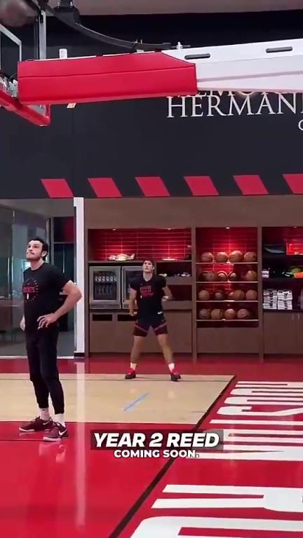 属于是厚积薄发！谢泼德此前训练底角三分9中9！弹无虚发！