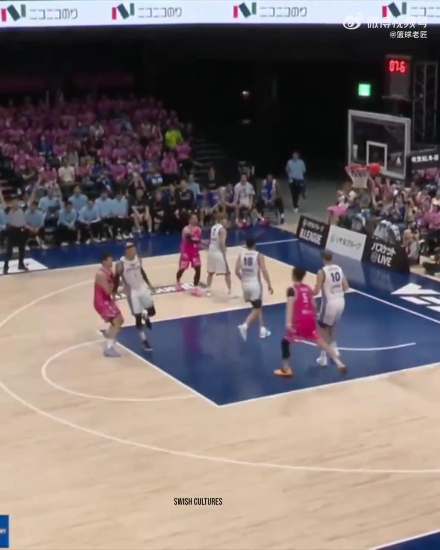 降維打擊！湖人舊將斯坦利-約翰遜在日本B聯(lián)賽直接化身庫里