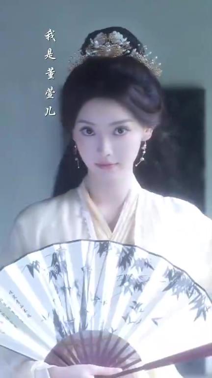 金佳悅此前參演仙俠劇的裝扮，這也太仙了！