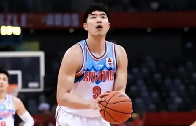 吳冠希宣布新賽季復(fù)出；崔永熙進行體測，已經(jīng)接近完全康復(fù)