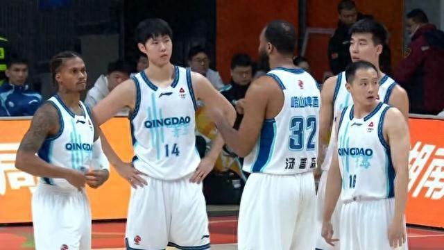 北京男篮31分惨败！三外援低效，斯佩尔曼首秀15+8赵嘉义14分