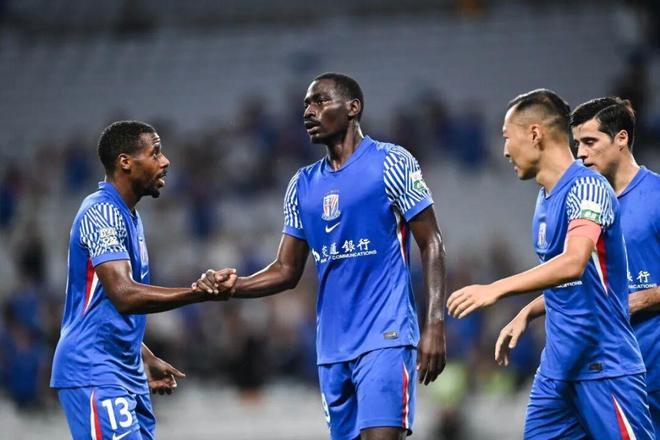 申花收官战首发出炉！斯卢茨基仅换1人，阿马杜先发，最强阵出击