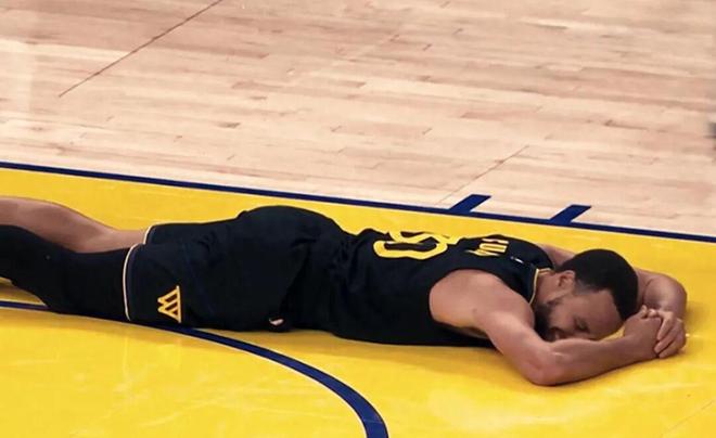 楊瀚森21+9險逆轉(zhuǎn)！他單節(jié)7三分搶庫里風頭！