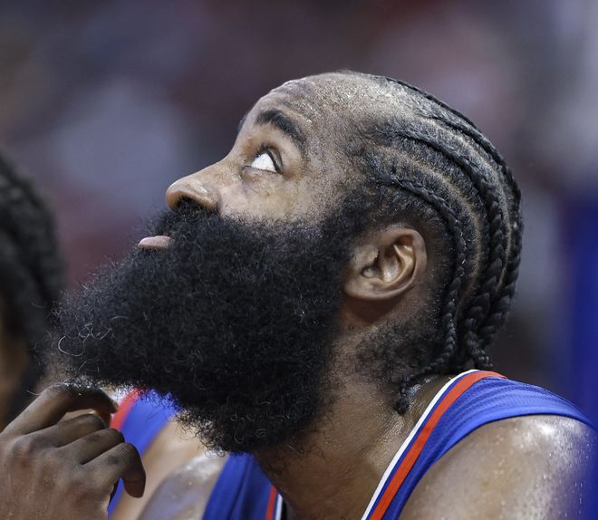 哈登拒绝采访！连续咳嗽行动缓慢，就这还打41分钟？登哥真的累了