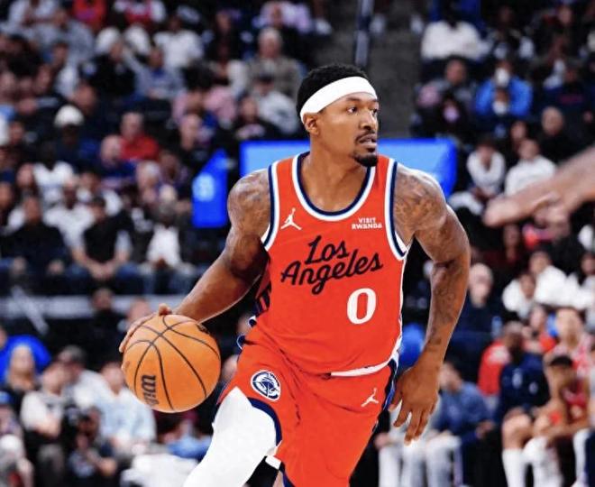 5连败!明星分卫赛季报销,NBA最失败的球队,你们距离解体不远了