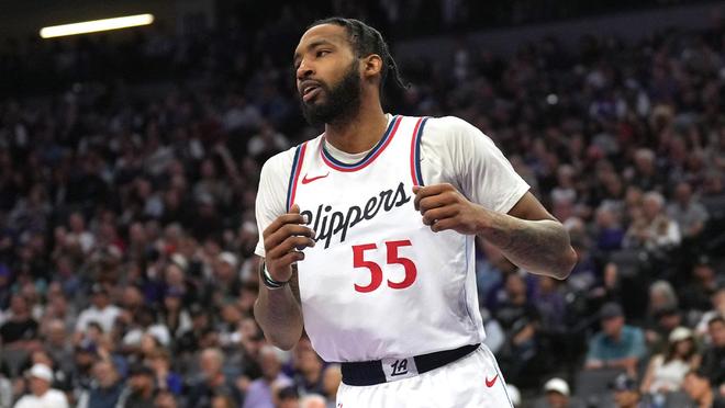 坏消息,快船队德里克·琼斯二世因内侧副韧带扭伤至少缺席6周