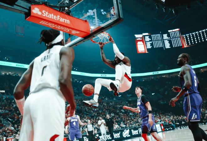 殘陣大逆轉(zhuǎn)！湖人豪取4連勝，艾頓轟29+10，楊瀚森連續(xù)2場遭DNP