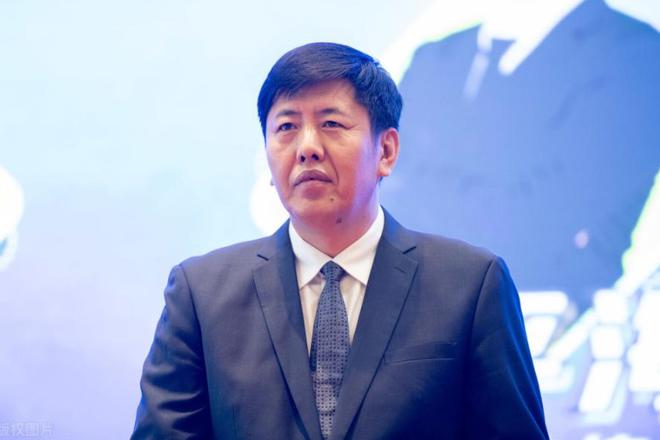只差官宣！浙江男篮确定换帅，丁伟正式转为主教练，吴前担任助教