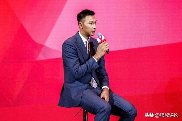 央视“宣布”易建联复出引热议！网友评论两极分化炸开锅