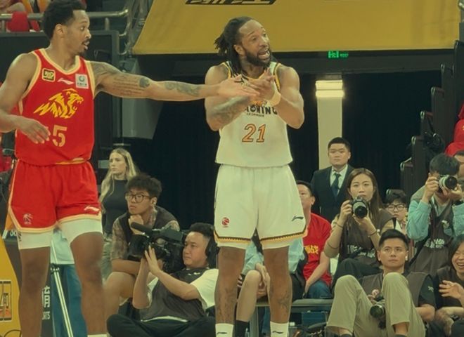 CBA晚上7点官宣！共27名外援榜上有名，辽篮留小龙，广东没卡大莫