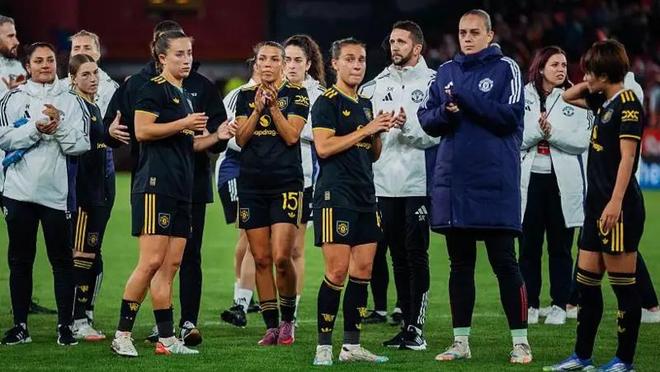BBC：曼联女足欧冠资格赛赛前球鞋突然丢失，俱乐部正调查