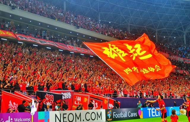 碾压日韩！亚冠主场破4万人：成都已成“东亚第一球市”！