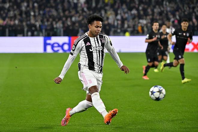 麦肯尼：没能拿下3分很遗憾；新教练带来了新的理念和活力