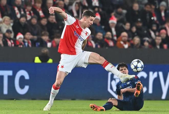 布拉格队长：下半场我们想踢得更具威胁，但阿森纳太强了