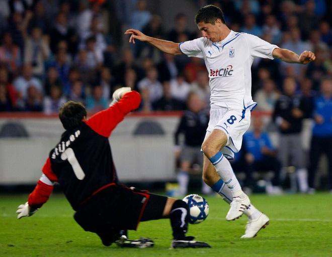 若莱万今晚进球，布鲁日将成为他欧冠中打入进球的第39个对手