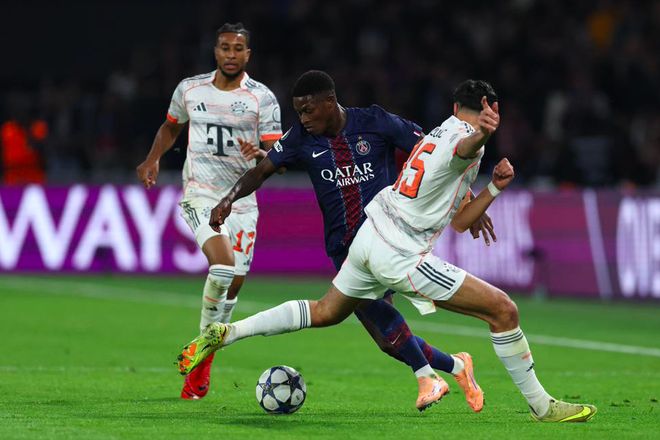 1-2 五大联赛领头羊欧冠对决 11.5亿豪门双核全伤 11打10让出榜首