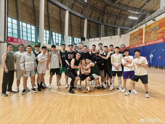 博主：韩德君领衔辽篮全运会12人大名单，赵继伟、高诗岩、原帅在列