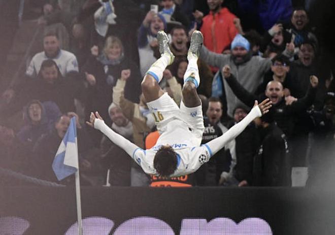 奥巴梅扬：我已36岁了但感觉很棒；踢这种比赛会让你更想进球