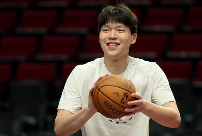 队记：开拓者必须优先培养杨瀚森 愿送走罗威是积极信号