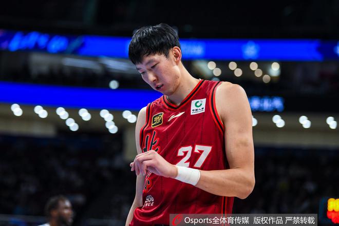 付政浩:这场球胜负手就是周琦的状态 陷犯规危机防守威慑力大减