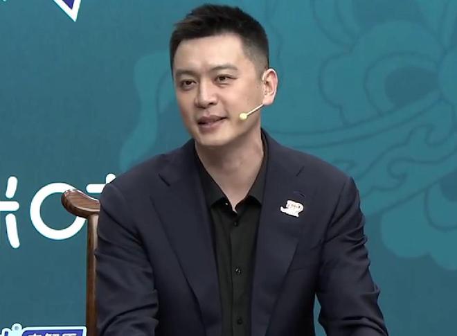 杨鸣:来解说不止是为观众带来教练员视角,有可能也在为未来铺路