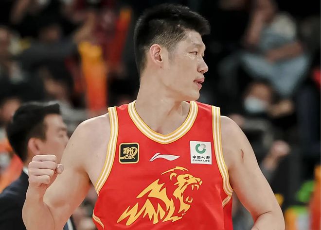 G5广厦主场92-94北京,赛后1喜3忧!孙铭徽太迷,轮换成隐患!
