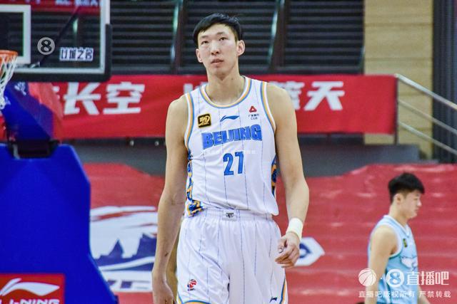 镇守禁区!周琦11中5拿到11分13板2助4帽 6前场板