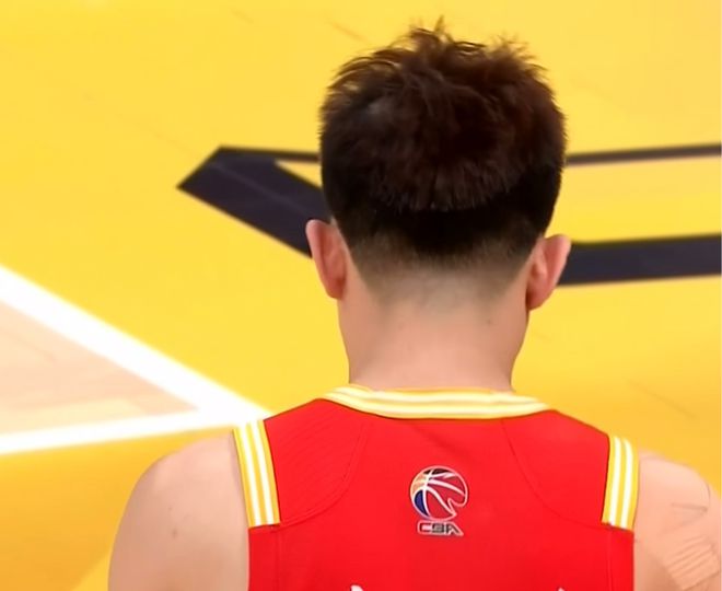 G5北京险胜广厦!孙铭徽+布朗沮丧,陈盈骏+翟晓川怒吼,王博叹气