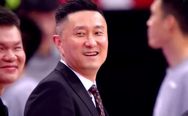 CBA最新消息!杜锋合同七月份到期,黄明依归队,胡金秋伤病无碍