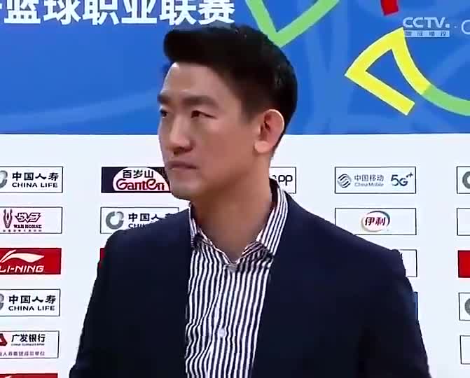 用实力说话!上赛季主场有人喊“下课” 王博曾咆哮回应“你来”