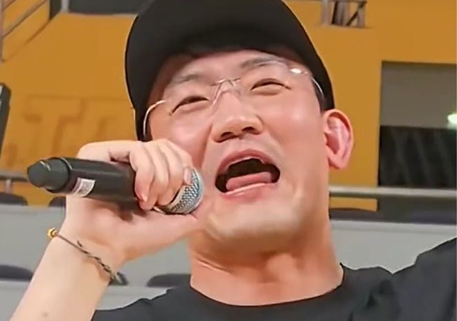 王博球迷答谢会玩梗!直呼来指导带回冠军,满脸幸福,这是真爽!