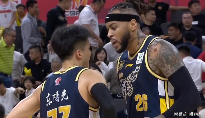 杜锋赌对了!广东队正式迎来锋线“王炸”,保底能进决赛了!
