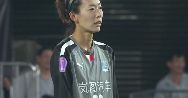 武汉女足背水一战!亚冠决赛75分钟丢球,淘汰赛0失球纪录告破