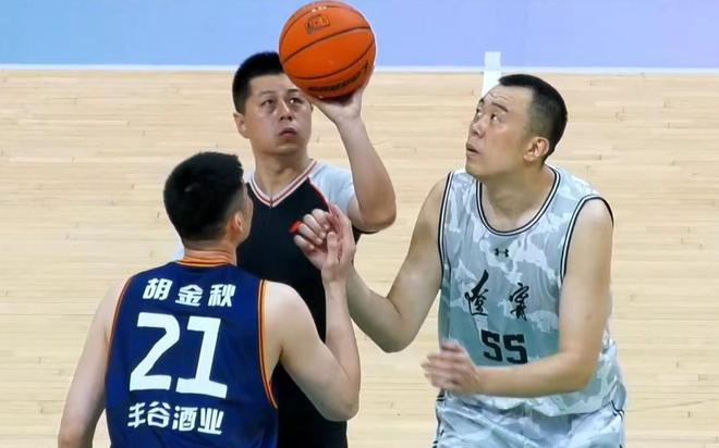 辽宁队爆冷15分大胜四川,赵继伟22分吴昌泽17+4,周琦被驱逐!