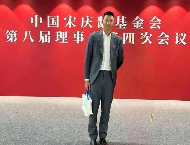 重磅复出!你好,易建联!