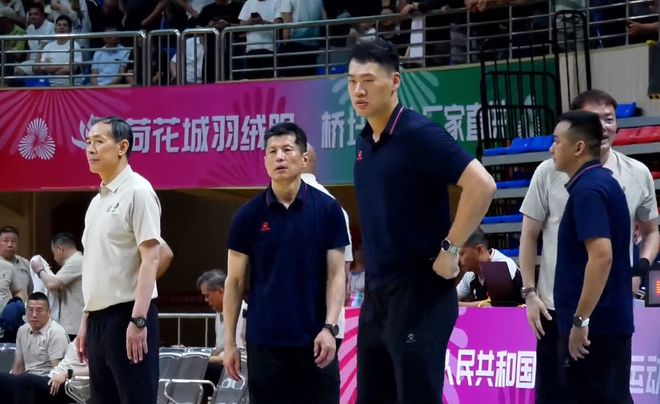 爽!山东17分擒北京,王岚钦20+4+6,郭艾伦队友16分,廖三宁哑火