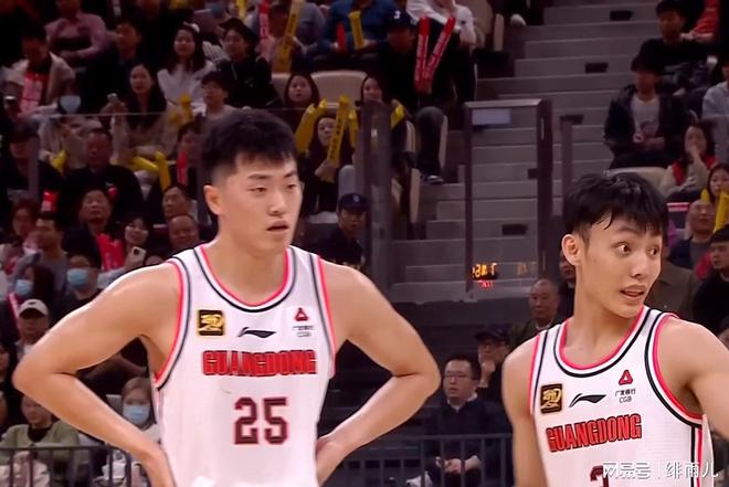 终于来了!广东队休赛期第一笔补强!男篮顶级内线将驰援杜锋