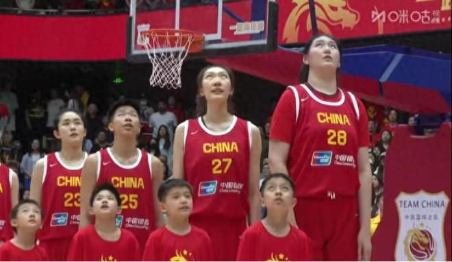 狂胜67分,赛后宫鲁鸣大赞中国队一人:她很有经验,能力很强