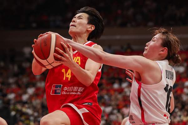 中国女篮9分险胜日本:3人表现满分,4人及格,仍暴露3大问题