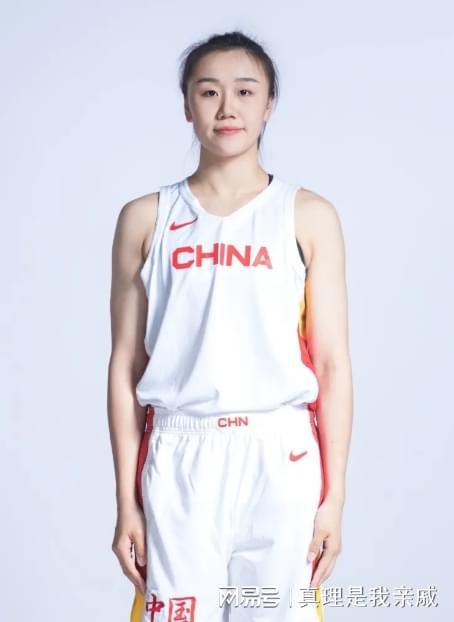月明星稀,中国女篮还有一位新人,被张子宇掩盖