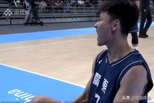 广东全运最佳引援？王睿泽爆砍27+11 关键时刻连续砍分点燃现场