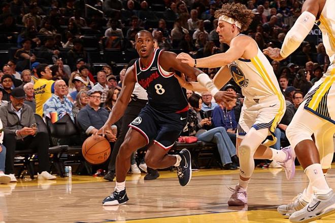 連后場大閘都不得不進行持球進攻，快船的進攻真是出了大問題了？