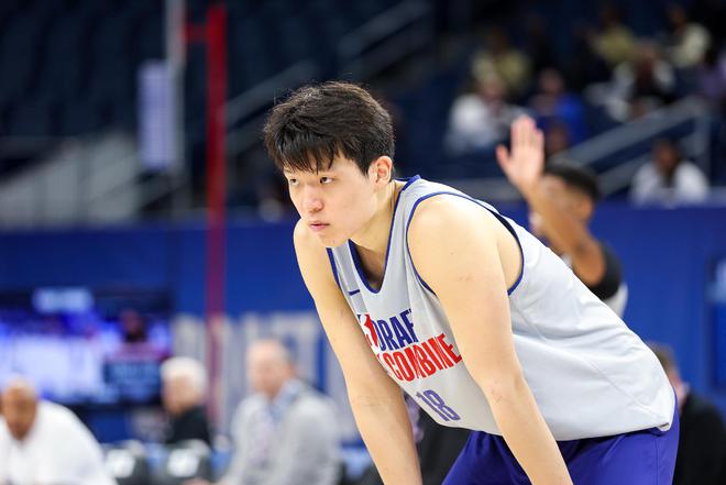 著名媒体美联社NBA模拟选秀:杨瀚森在首轮26顺位被篮网选中