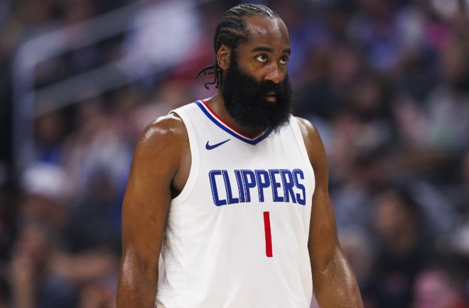 生涯砍下80+三双有多难?NBA历史仅8人,强如哈登只能垫底