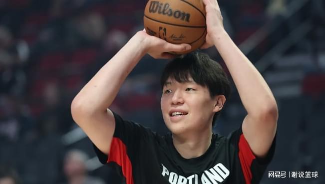 開拓者輕取湖人楊瀚森隱身，兩老將成可靠后盾，前7號(hào)秀該讓權(quán)？